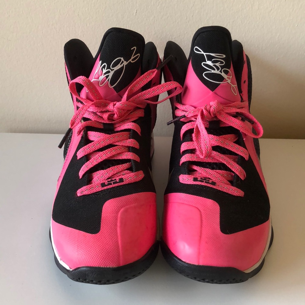 Nike lebrons
